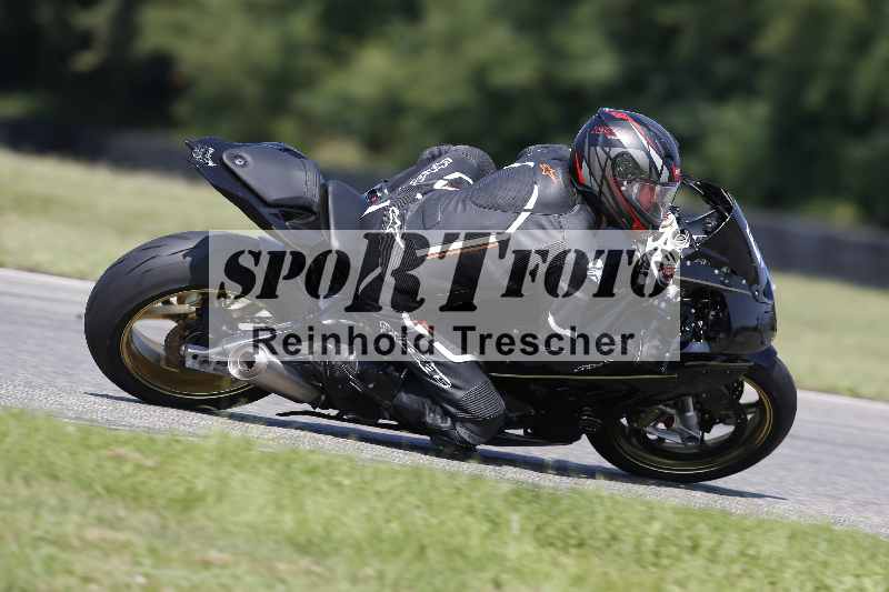 /44 09.08.2025 Plüss Moto Sport ADR/Freies Fahren/backside